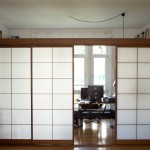 Shoji-dunkel-gebeizt-als-Bürotrennwand-640