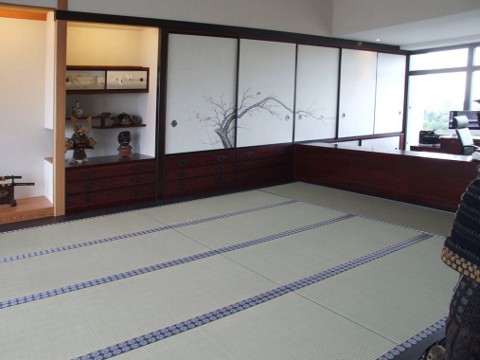 Tatami-Büro-480
